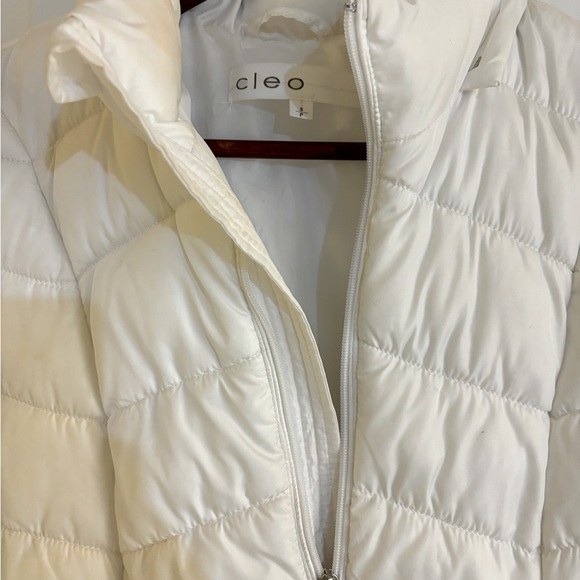 Small Puffer Coat from Cleo - Picture 2 of 3